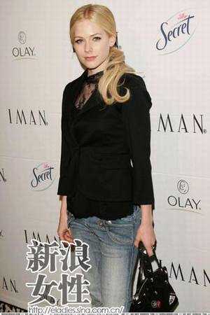 多面娇娃-AVRIL LAVIGNE - mnm1988 - mnm1988的博客