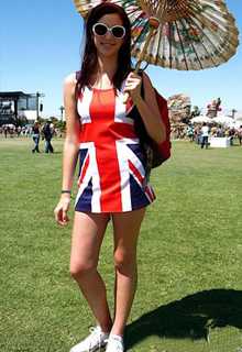 印花长衫+夸张大墨镜显星味-日日美时尚 - rrmhy666 - 上衣-亿人购物商城