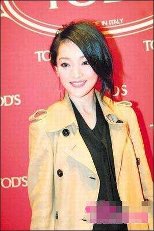 揭秘周迅娇小身材衣服搭配之道 - 时尚贝壳 - 时尚贝壳的博客