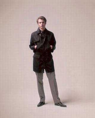 皮鞋是一面镜子 - ALICE - FLY EARTH