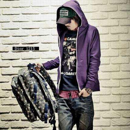 教你如何潮搭配 </div>
<p><div align=