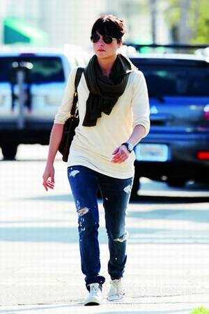 当心中了跟风的毒之破仔裤 - 天裁 - 天裁……玩转服装设计