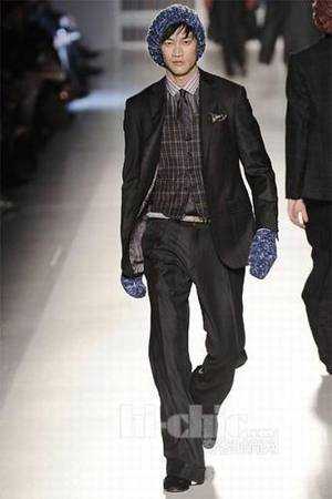 秋天男款帅气西装【男士秋装必选之一】 - 欧铂门 - 天津职业装定做022-27059955