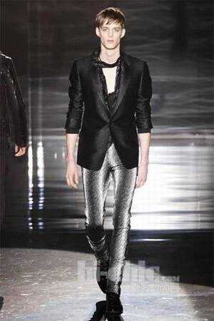 秋天男款帅气西装【男士秋装必选之一】 - 欧铂门 - 天津职业装定做022-27059955