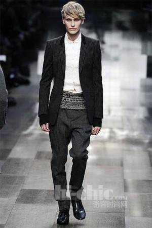 秋天男款帅气西装【男士秋装必选之一】 - 欧铂门 - 天津职业装定做022-27059955