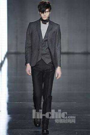 秋天男款帅气西装【男士秋装必选之一】 - 欧铂门 - 天津职业装定做022-27059955