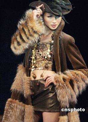 服饰与首饰的搭配技巧 - 幽兰飘香 - 幽兰飘香 服饰与首饰的搭配技巧 - 幽兰飘香 - 幽兰飘香