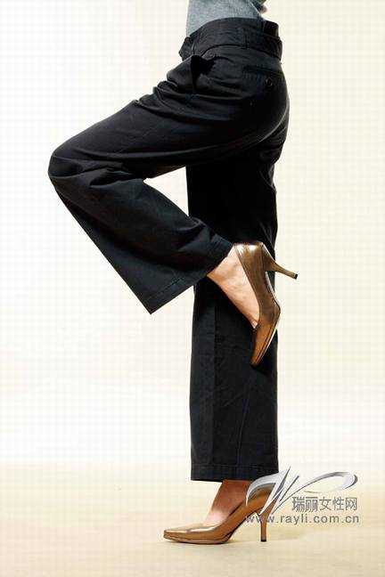 教你学会穿着服 ··· - 石榴花开的地方 - 踏上奔腾的列车 教你学会穿着服 ··· - 石榴花开的地方 - 踏上奔腾的列车