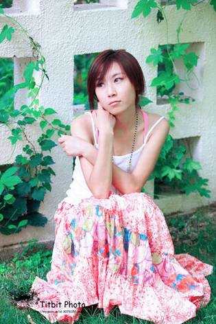 摄影不能忽略服装色彩的搭配(3) - 兰梦依旧 - 清风 的博客 查看该作品