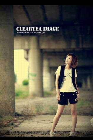 摄影不能忽略服装色彩的搭配(3) - 兰梦依旧 - 清风 的博客 查看该作品