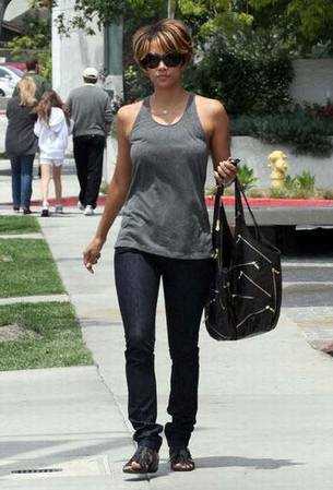 6月6日 - 林心如 - 笑迎天下