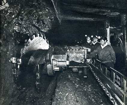 中华人民共和国大事记(1977年)