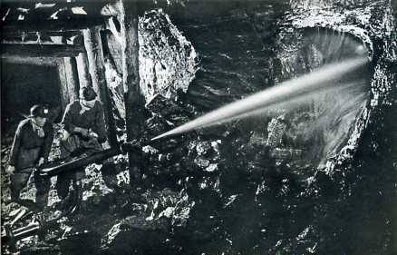 中华人民共和国大事记(1977年)