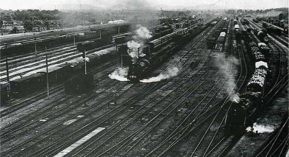 中华人民共和国大事记(1975年)