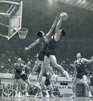 中华人民共和国大事记(1975年)