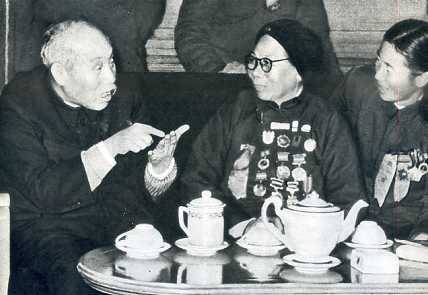 中华人民共和国大事记(1975年)