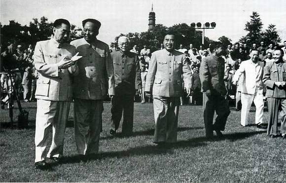 中华人民共和国大事记(1956年)