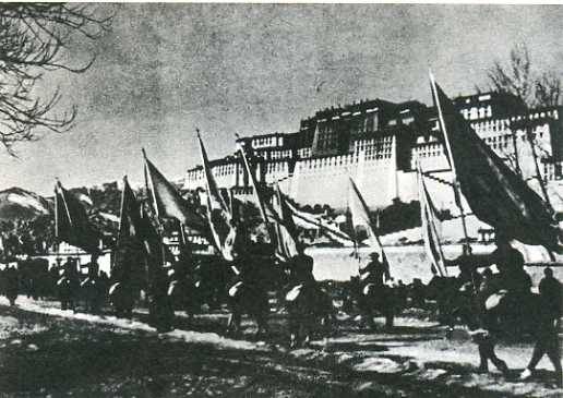 中华人民共和国大事记(1951年)