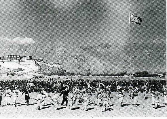 中华人民共和国大事记(1951年)