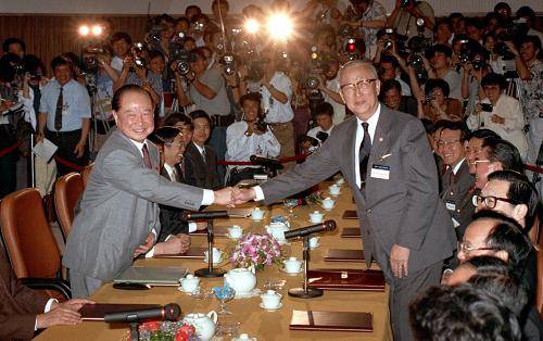 共和国档案——1993年:汪辜会谈