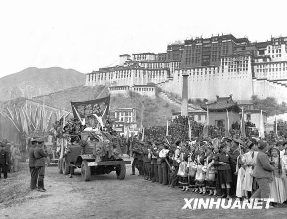 新中国足迹:青藏、康藏公路建成通车