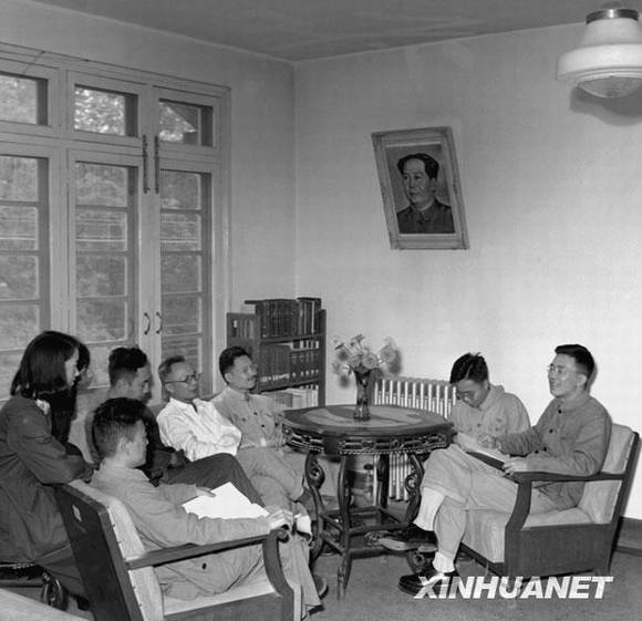 新中国足迹:20世纪50年代大批留学生回国