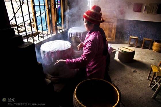 新坊民俗集锦之抖黄糍 新坊民俗集锦之抖黄糍