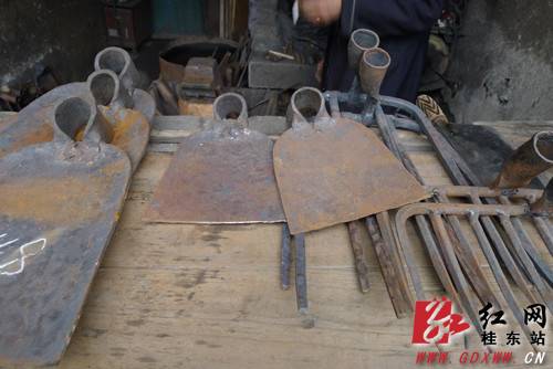 打铁:行走在铁砧上的艺术 打铁:行走在铁砧上的艺术