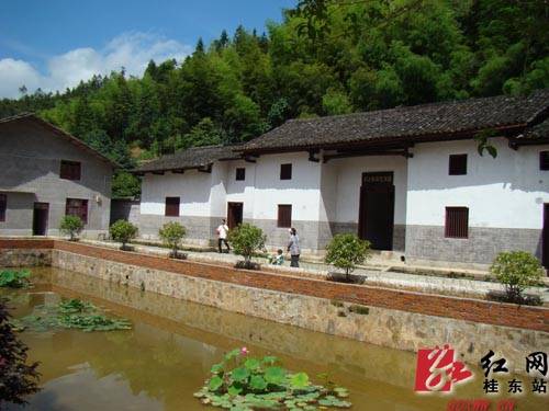 陈俊文作品选之邓飞黄故居