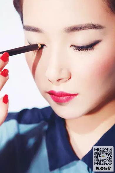 内双小眼睛化妆图解