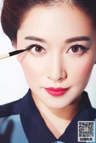 内双小眼睛化妆图解