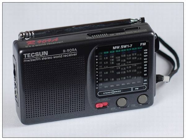 Tecsun/德生 R-909A 调频/中波/短波九波段立体声收音机