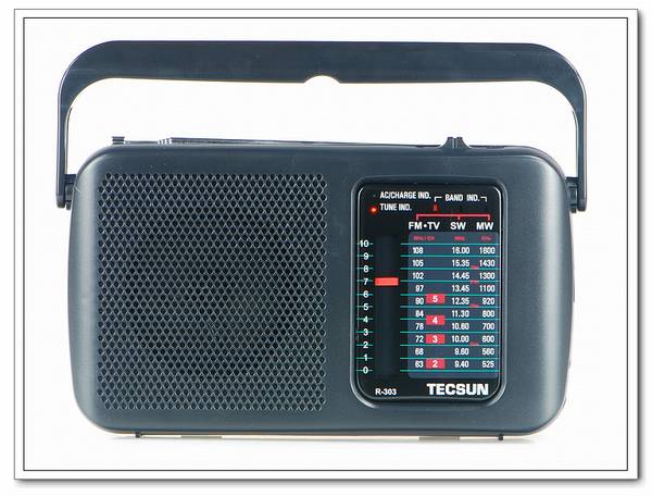 Tecsun/德生 R303调频/中波/短波/电视伴音收音机