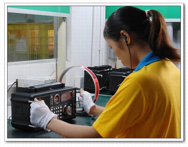 德生牌S-2000调频/长波/中波/短波-单边带/航空波段无线电接收机