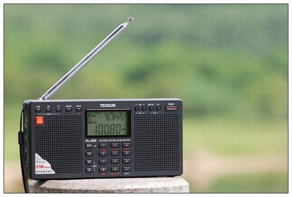 德生 PL-390 数字解调立体声全波段收音机正品(学生最佳伴侣)