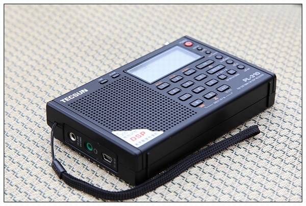德生 PL-310 全波段数字解调立体声收音机