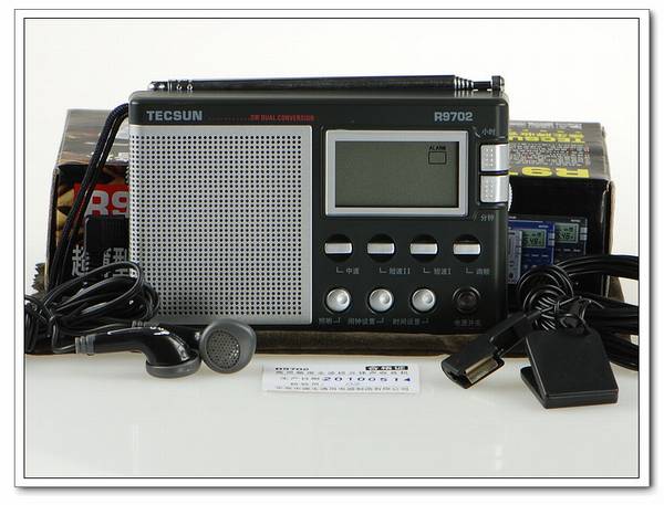 Tecsun/德生 R-9702数码显示二次变频多波段立体声收音机