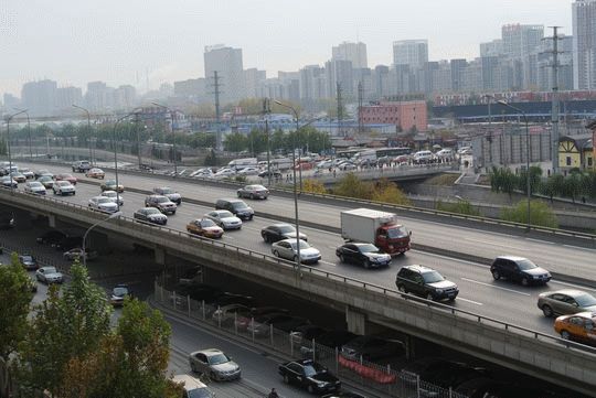 捕捉瞬间精彩 尼康1J1评测