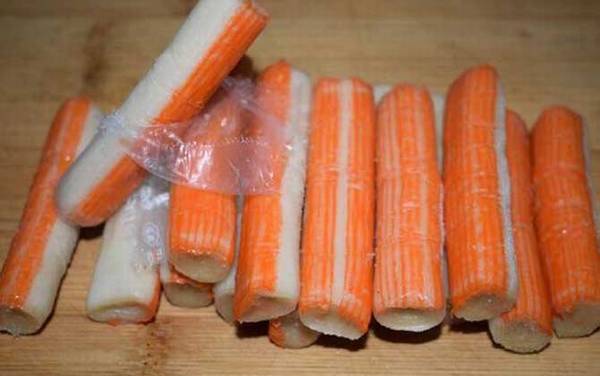 蟹棒是什么做成的?