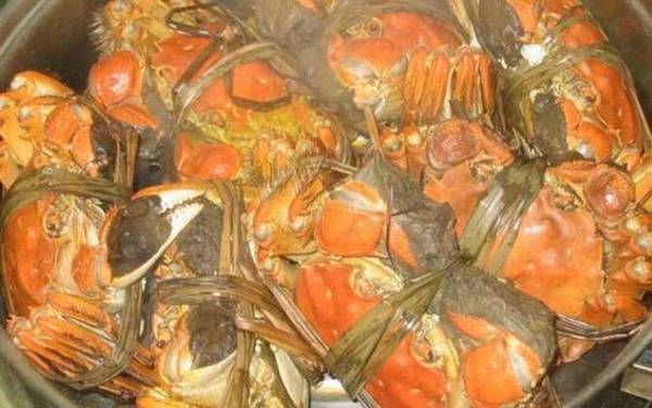 哺乳期可以吃螃蟹吗?