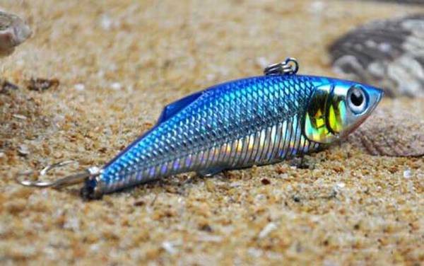 路亚翘嘴用什么假饵?