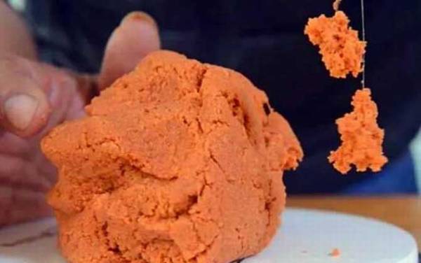 初夏钓鱼用什么饵料最好?