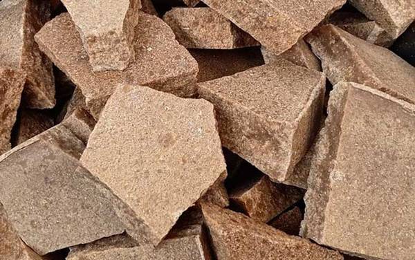 初冬钓鱼用什么打窝好?