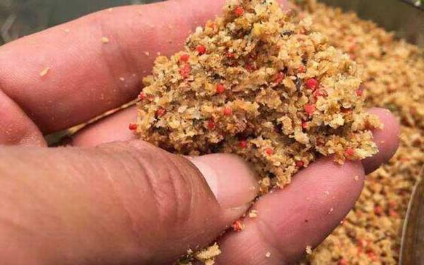 钓鱼打窝料经典配方大全