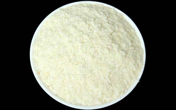 雪花粉是低筋还是高筋?