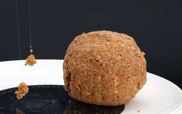 钓鲫鱼什么饵料最好用?