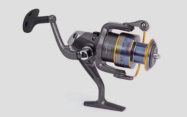 纺车轮和水滴轮哪个好用?