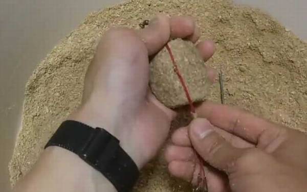 爆炸钩和翻板钩哪个好用?