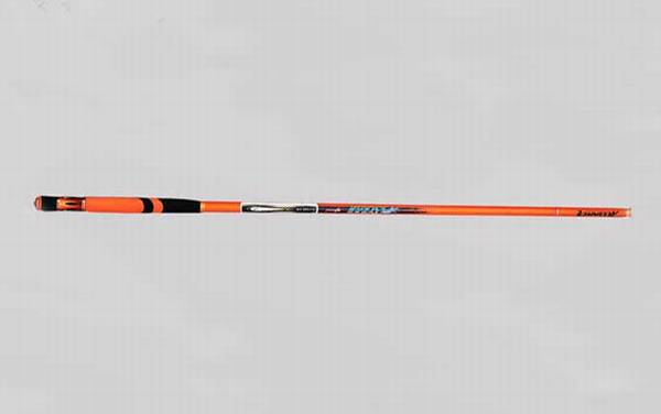 鲤鱼竿是什么意思?台钓竿的一种,因适合钓鲤鱼等大鱼而得名!