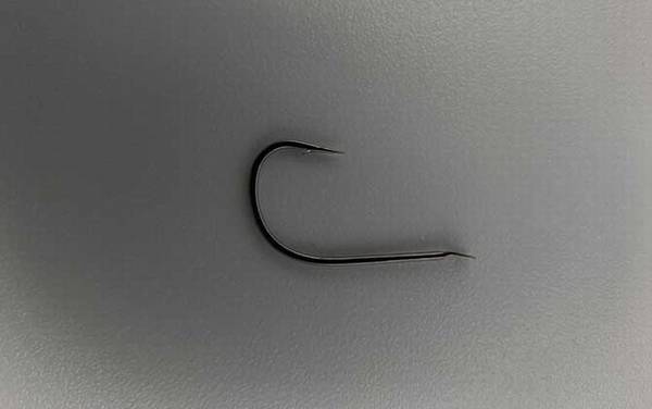 野钓用溪流钩好用吗?溪流钩钩型小且钩身轻,最适合野钓小鱼!